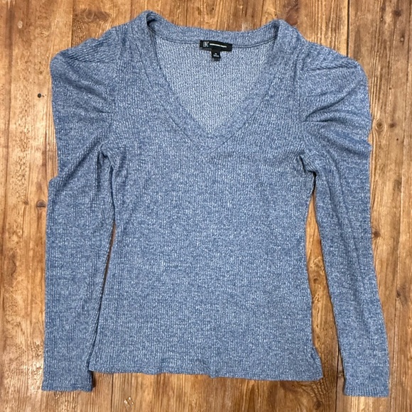 Inc International Concept V-Neck Puff-Sleeve Knit Top Rayon Blend Blue EUC Sz: M - Picture 2 of 10